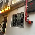 O Hotel Kashi Near Vishwanath Temple