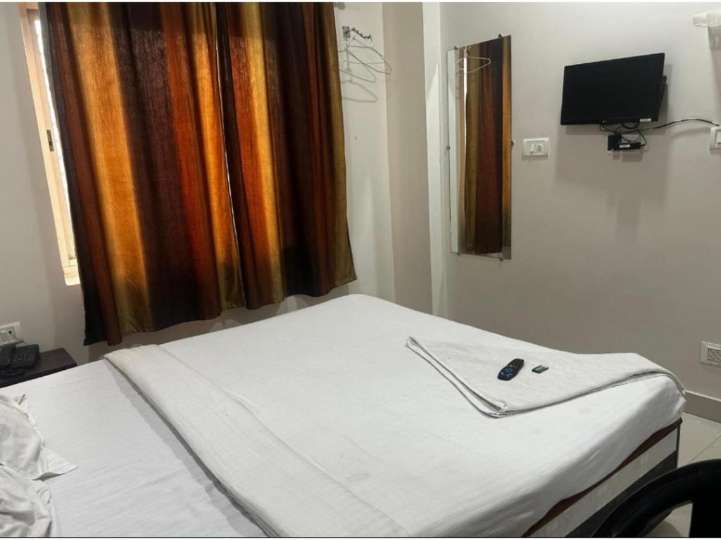 Hotel O Kashi Near Vishwanath Temple Varanasi